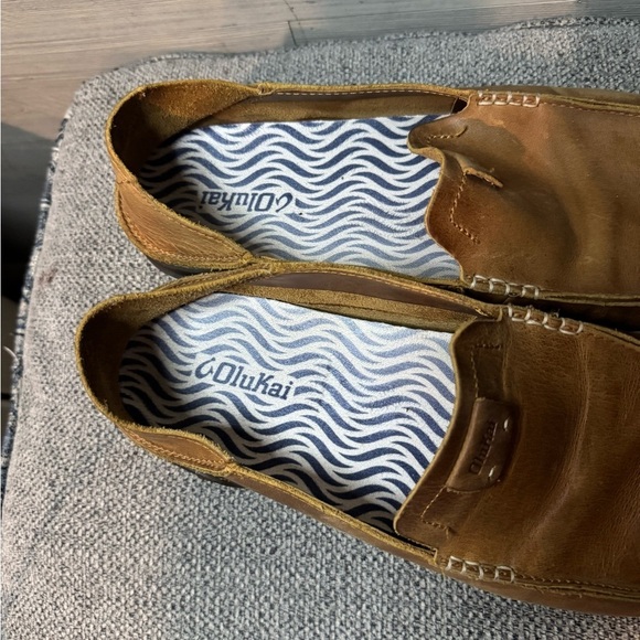Olukai Men's Brown Leather Loafers - Picture 6 of 7